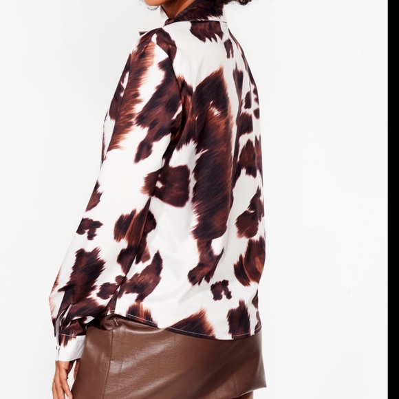 Abstract cow print long sleeve button down shirt, size US 6, UK 10 - Picture 5 of 5